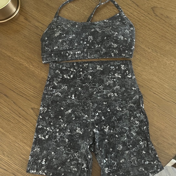 Lululemon Matching Align Short Flow Y bra set - Picture 1 of 4